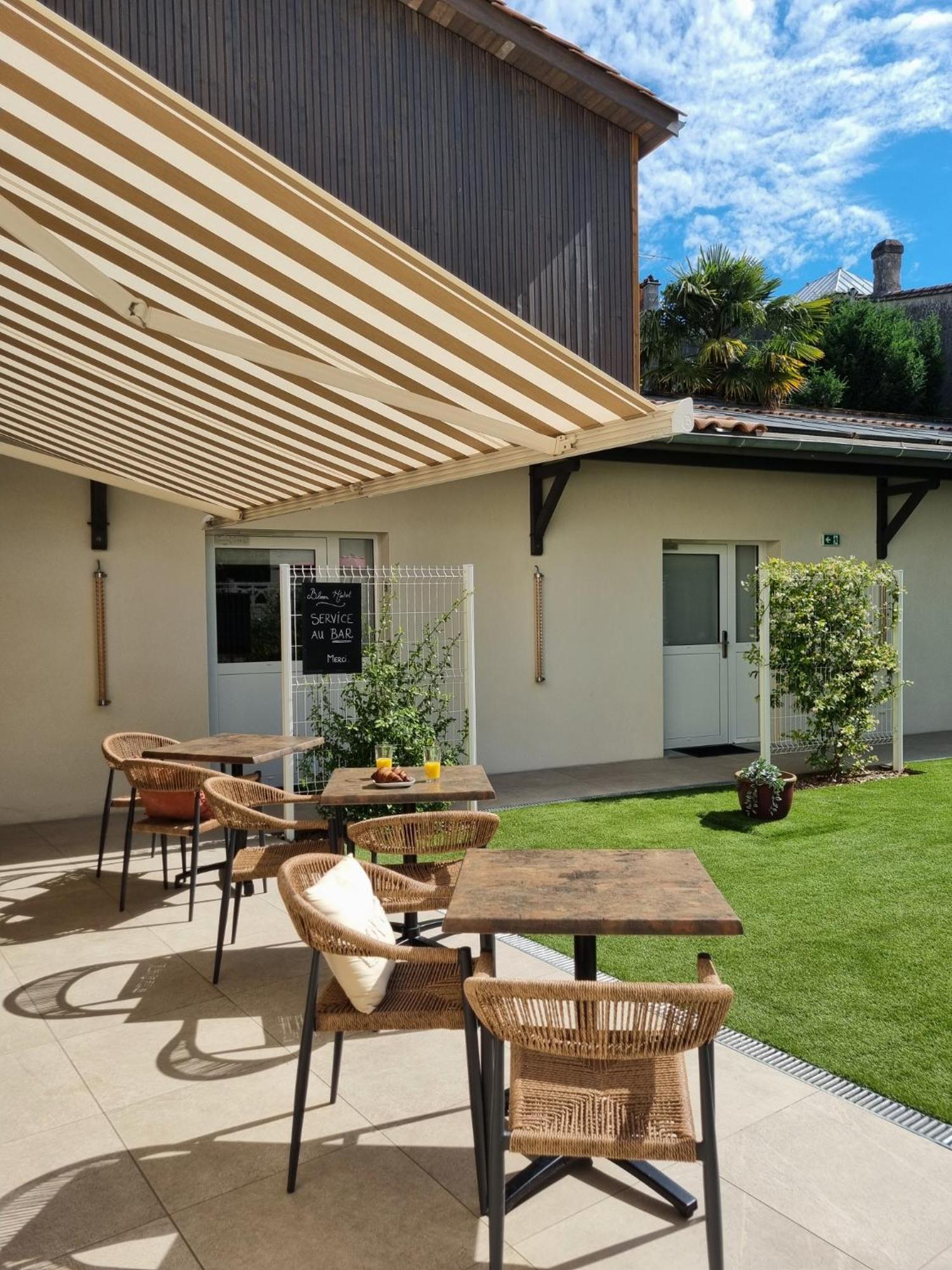 Bloom Hostel Bar & Garden ボルドー エクステリア 写真