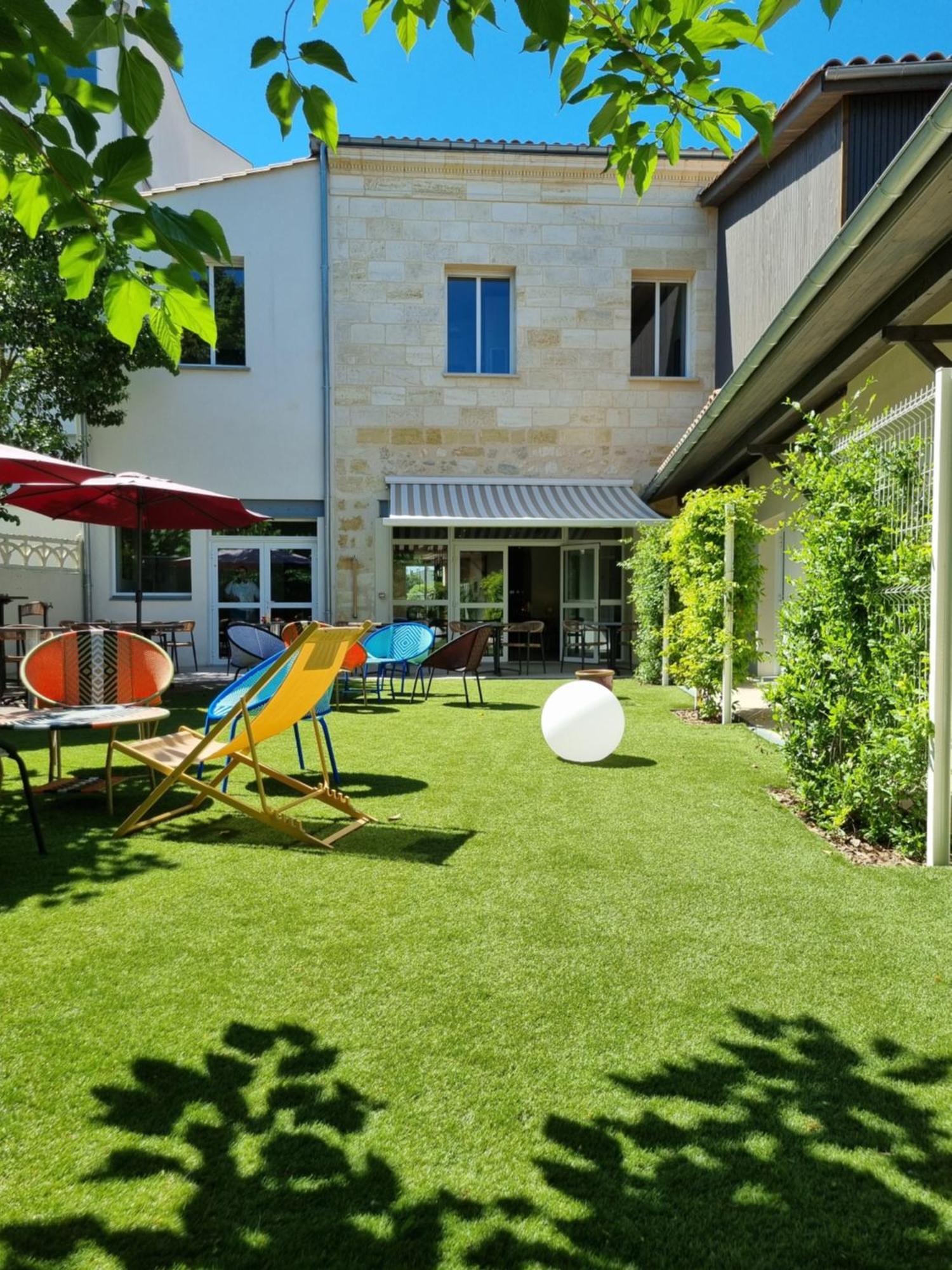Bloom Hostel Bar & Garden ボルドー エクステリア 写真